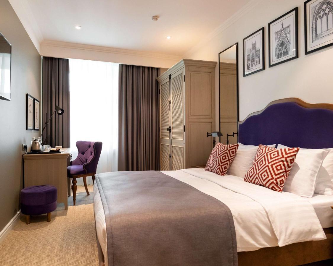 Best Western Plus Market Square Лвив Екстериор снимка