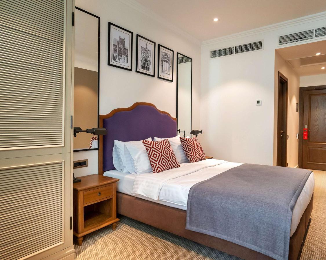 Best Western Plus Market Square Лвив Екстериор снимка