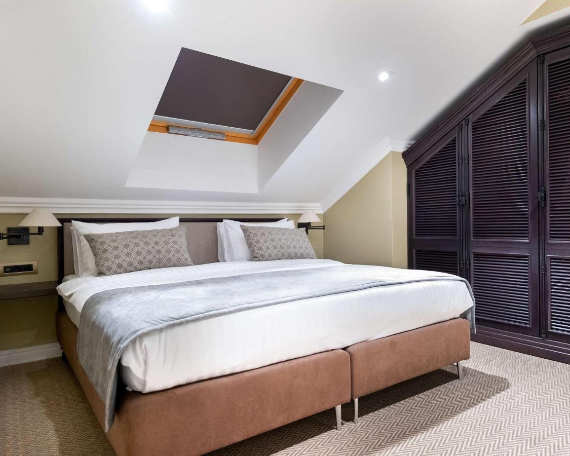 Best Western Plus Market Square Лвив Екстериор снимка