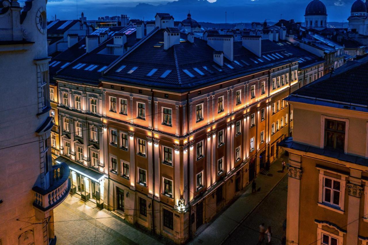 Best Western Plus Market Square Лвив Екстериор снимка
